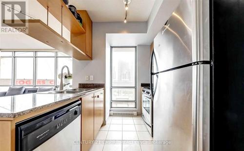 #1210 -5 Mariner Terr, Toronto, ON - Indoor Photo Showing Kitchen With Double Sink