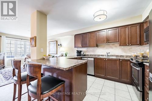 39 Tempo Way, Whitby, ON - Indoor Photo Showing Kitchen