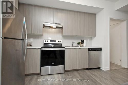 305 - 1525 Kingston Road, Pickering, ON - Indoor Photo Showing Kitchen With Stainless Steel Kitchen