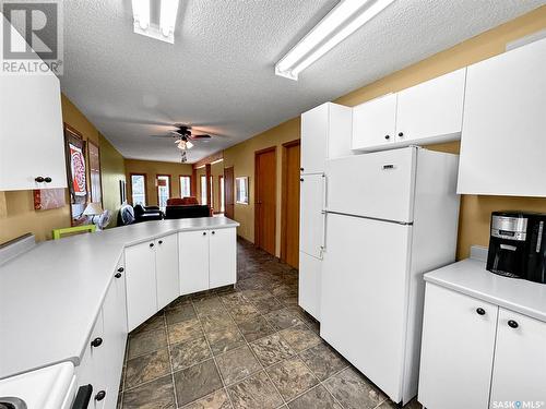 205 Wall Ridge Trail, Lac Pelletier, SK - Indoor Photo Showing Kitchen