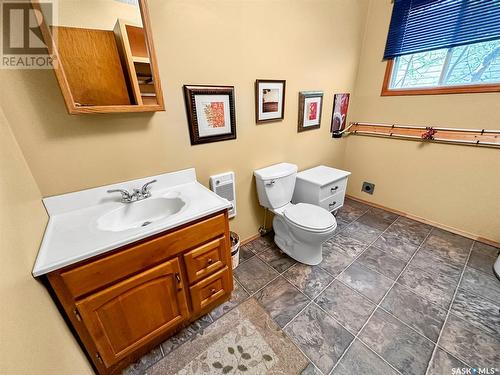 205 Wall Ridge Trail, Lac Pelletier, SK - Indoor Photo Showing Bathroom