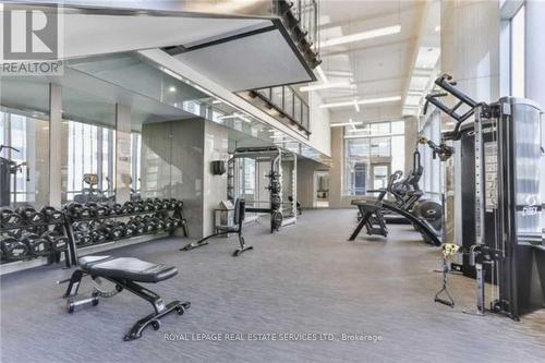 520 - 98 Lillian Street, Toronto, ON - Indoor Photo Showing Gym Room