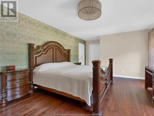 743 Old Tecumseh Road, Lakeshore, ON - Indoor Photo Showing Bedroom