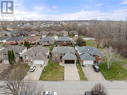 2211 California Avenue, Windsor, ON - Outdoor With View