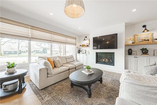 104 Price Avenue, Hamilton, ON - Indoor Photo Showing Living Room With Fireplace