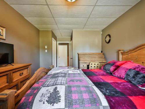 Chambre Ã Â coucher - 2870 Ch. Côte-Des-Cascades, Papineauville, QC - Indoor Photo Showing Bedroom
