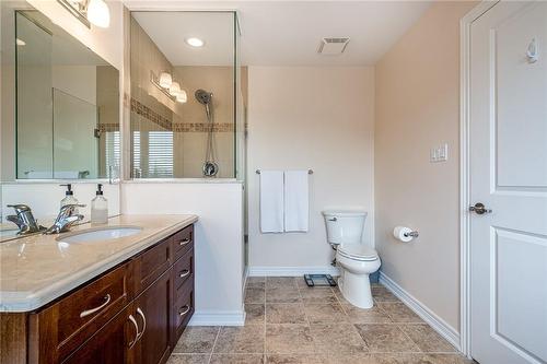 71 Oakhaven Place, Ancaster, ON - Indoor Photo Showing Bathroom