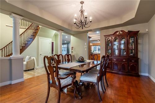 152 Central Avenue, Grimsby, ON - Indoor Photo Showing Dining Room