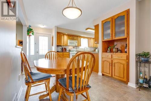 417 Danis Avenue W, Cornwall, ON - Indoor Photo Showing Dining Room