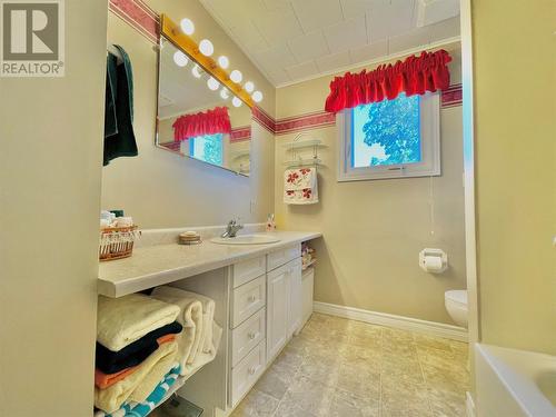 1 James Lane, Hillview, NL - Indoor Photo Showing Bathroom
