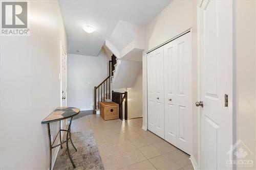 419 Haresfield Court, Ottawa, ON - Indoor Photo Showing Other Room