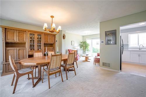 79 Williamson Drive, Caledonia, ON - Indoor Photo Showing Dining Room