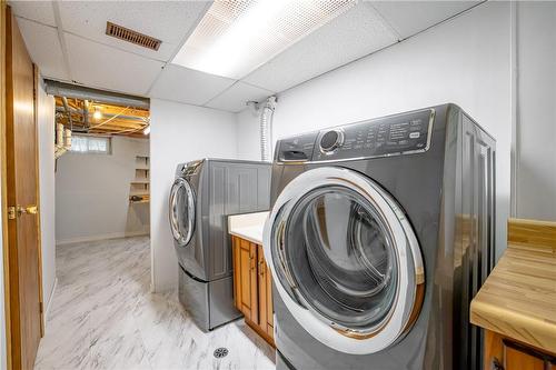79 Williamson Drive, Caledonia, ON - Indoor Photo Showing Laundry Room
