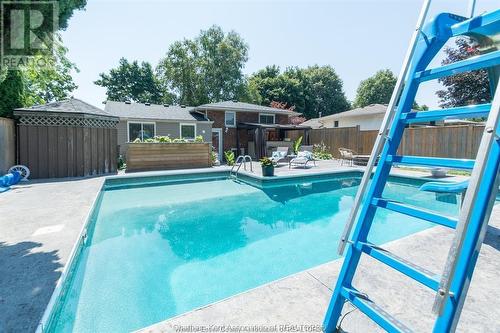 3 Kirkcaldy Place, Chatham, ON - Outdoor With In Ground Pool With Backyard