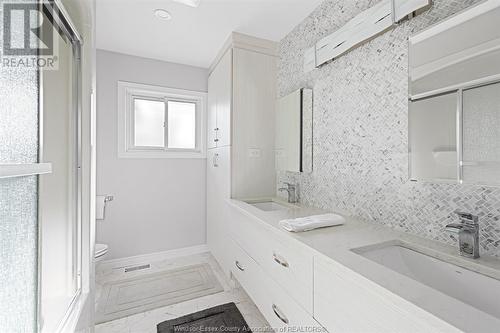 1784 St. Clair, Lakeshore, ON - Indoor Photo Showing Bathroom