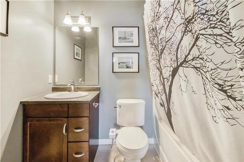 30 Vermette Place, Ste Agathe, MB - Indoor Photo Showing Bathroom
