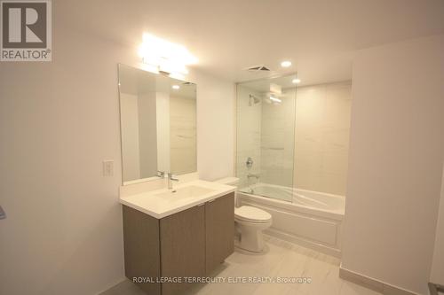 #1209 -219 Dundas St E, Toronto, ON - Indoor Photo Showing Bathroom