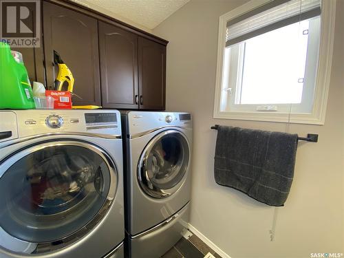 Sw 23-29-23 W3Rd Parcel B Plan 102073250, Kindersley Rm No. 290, SK - Indoor Photo Showing Laundry Room