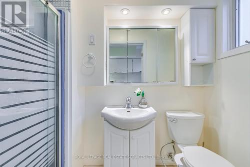 3096 Ballydown Crescent, Mississauga, ON - Indoor Photo Showing Bathroom