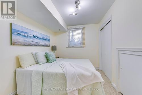 3096 Ballydown Crescent, Mississauga, ON - Indoor Photo Showing Bedroom