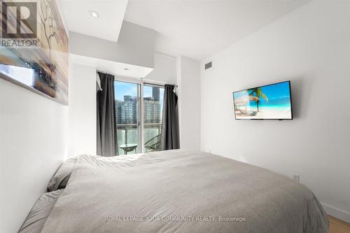 2214 - 155 Legion Road N, Toronto, ON - Indoor Photo Showing Bedroom