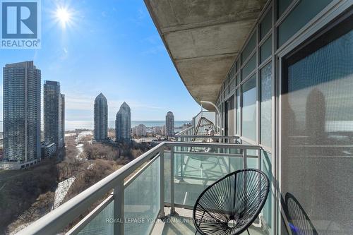 2214 - 155 Legion Road N, Toronto, ON - Outdoor