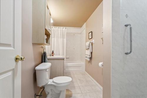 3497 Upper Middle Road|Unit #101, Burlington, ON - Indoor Photo Showing Bathroom
