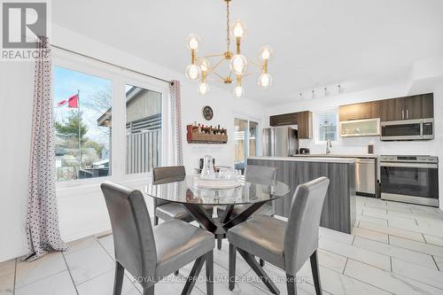 617 Front Street, Quinte West, ON - Indoor Photo Showing Dining Room