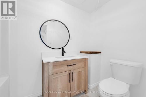 617 Front Street, Quinte West, ON - Indoor Photo Showing Bathroom