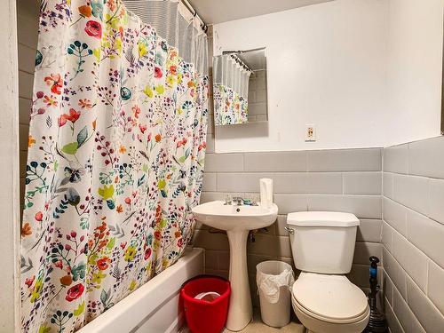 Salle de bains - 9320  - 9322 Av. Papineau, Montréal (Ahuntsic-Cartierville), QC - Indoor Photo Showing Bathroom