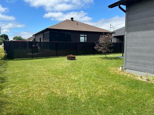 Backyard - 1 Rue Nycole, Saint-Bernard-De-Lacolle, QC - Outdoor