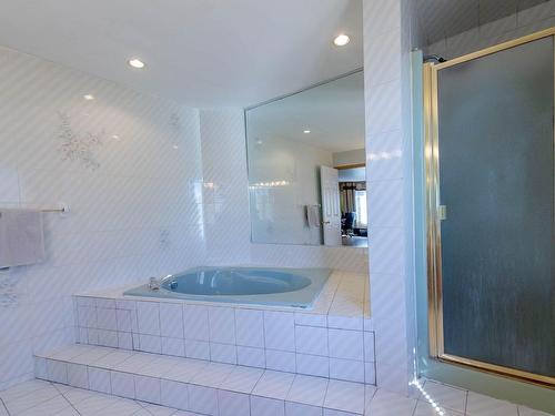 Salle de bains - 1075 Rue Renoir, Brossard, QC - Indoor Photo Showing Bathroom