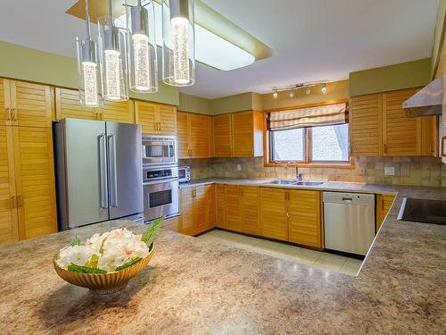 Cuisine - 1075 Rue Renoir, Brossard, QC - Indoor Photo Showing Kitchen With Double Sink