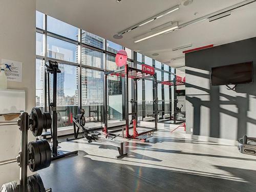 Salle d'exercice - Ph4903-1288 Av. Des Canadiens-De-Montréal, Montréal (Ville-Marie), QC - Indoor Photo Showing Gym Room