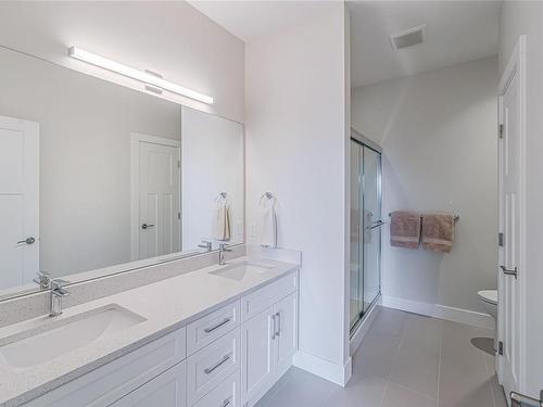 191 Golden Oaks Cres, Nanaimo, BC - Indoor Photo Showing Bathroom