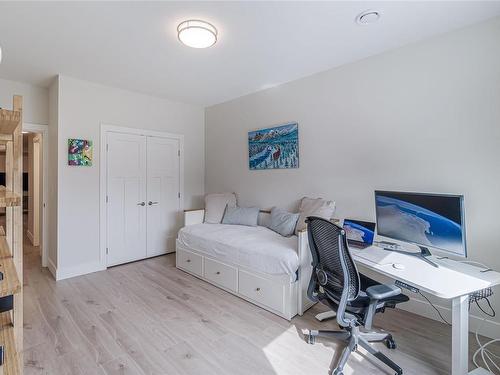 191 Golden Oaks Cres, Nanaimo, BC - Indoor Photo Showing Bedroom
