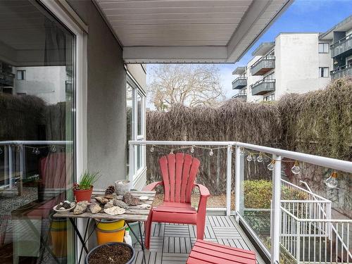 203-2647 Graham St, Victoria, BC - Outdoor With Balcony With Exterior