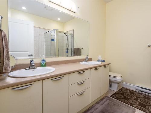 11-1285 Guthrie Rd, Comox, BC - Indoor Photo Showing Bathroom