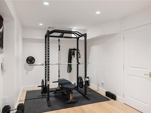 2841 Dewdney Ave, Oak Bay, BC - Indoor Photo Showing Gym Room