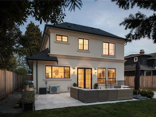 2841 Dewdney Ave, Oak Bay, BC - Outdoor With Exterior