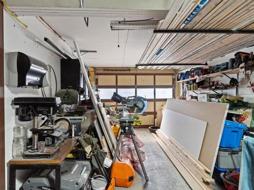111 Ponderosa Ave, Logan Lake, BC - Indoor Photo Showing Garage