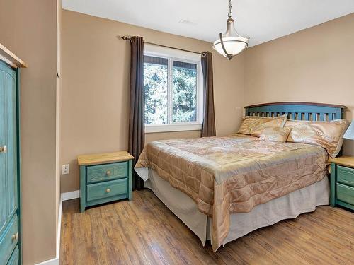 13-1855 Hillside Drive, Kamloops, BC - Indoor Photo Showing Bedroom