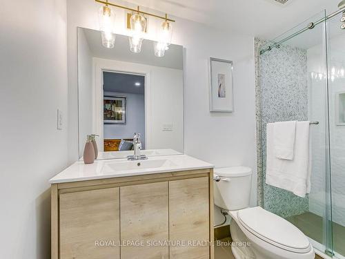 1234 Devon Rd, Oakville, ON - Indoor Photo Showing Bathroom