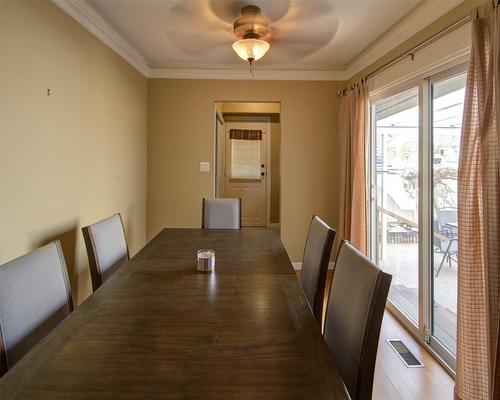 2105 25 Avenue, Vernon, BC - Indoor Photo Showing Dining Room
