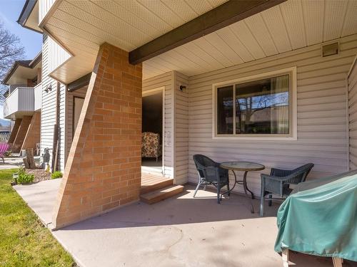 117-240 Mcintosh Road, Kelowna, BC - Outdoor With Deck Patio Veranda With Exterior