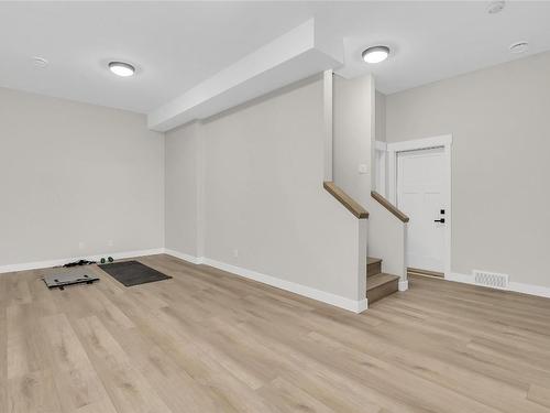 2232 Lavetta Drive, Kelowna, BC - Indoor Photo Showing Other Room