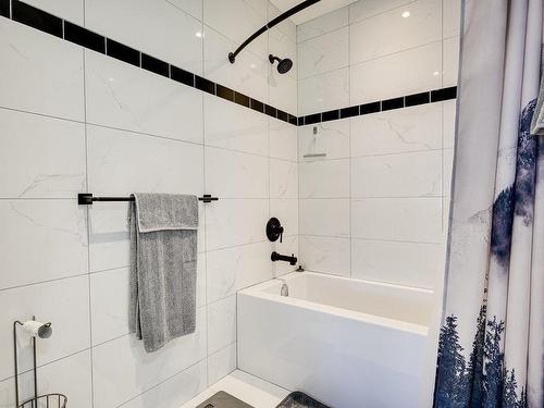 Bathroom - 146 Rue Grandmaison, Mont-Blanc, QC - Indoor Photo Showing Bathroom