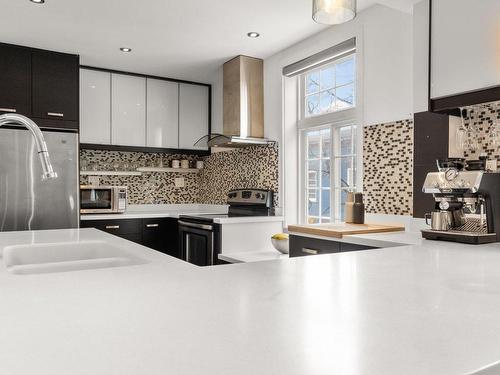 Kitchen - 4669 Rue Berri, Montréal (Le Plateau-Mont-Royal), QC - Indoor Photo Showing Kitchen With Upgraded Kitchen