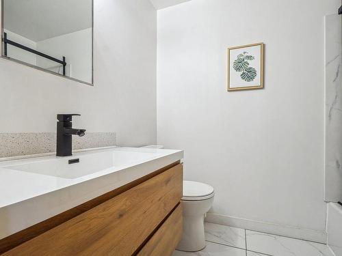 Bathroom - 201-120B Rue Du Mont-Plaisant, Mont-Tremblant, QC - Indoor Photo Showing Bathroom