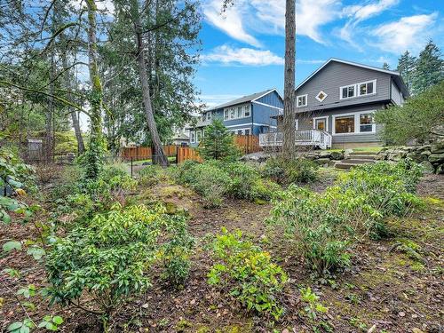 2328 Chilco Rd, View Royal, BC - Outdoor